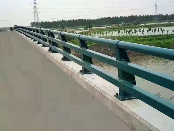 防撞護欄