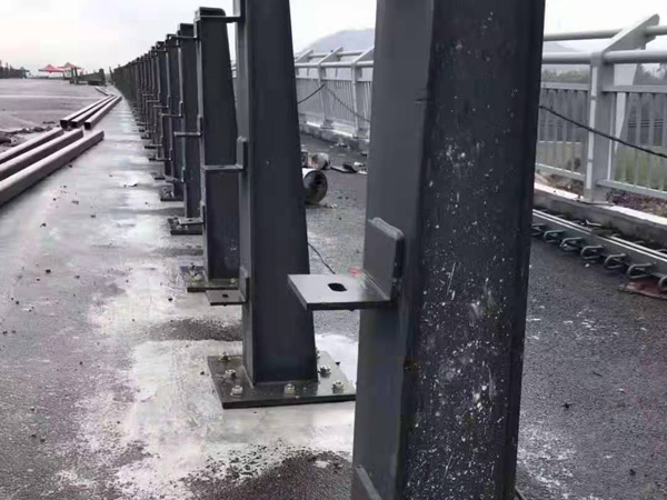 防撞護欄